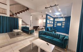 Solok Burma Vacation Home @ Gurney Penang
